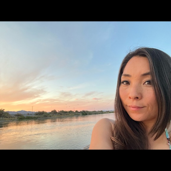 Profile Picture of Kaori Imamura (@kaoriiim) on Poshmark