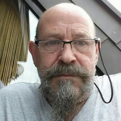 Profile Picture of Chretien Hammer (@ed94f7c6478e476) on Twitter