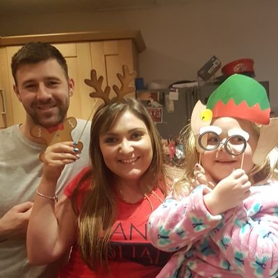 Profile Picture of Kim_Bowen ♥ (@kimbowen2015) on Twitter