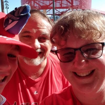 Profile Picture of Michelle Rich (@SoCalMickey) on Twitter