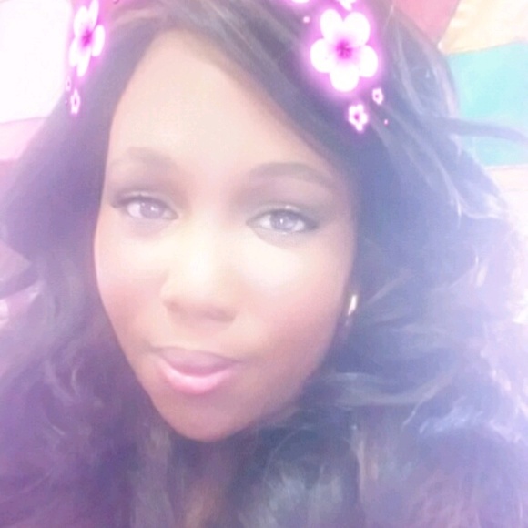 Profile Picture of Charlyssa Duplechain (@charlied47) on Poshmark