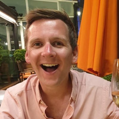 Profile Picture of Leigh Maxfield (@leigh_max) on Twitter