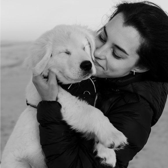 Profile Picture of Shannon Agliato (@shannonagliato) on Poshmark