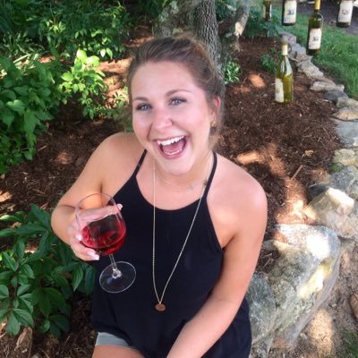 Profile Picture of Lydia Barnes (@lydiacbarnes) on Twitter