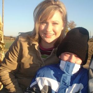 Profile Picture of Carrie Grant (@cargrant) on Myspace