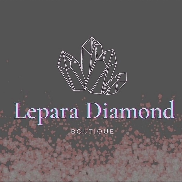 Profile Picture of Lepara Diamond (@leparadiamond) on Poshmark