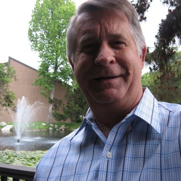 Profile Picture of Scott Hogarth (@scotth_atposh) on Poshmark