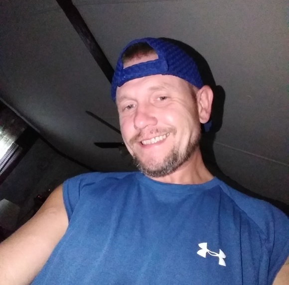 Profile Picture of Jimmy Peters (@jimmypeters) on Poshmark