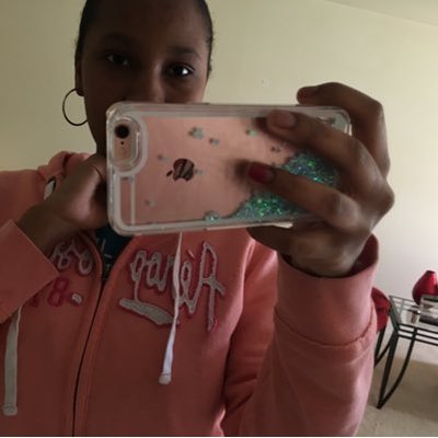 Profile Picture of Camille Simms (@Camille02003) on Twitter