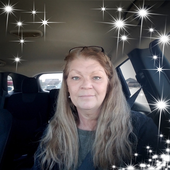 Profile Picture of Wilma Zyla (@wilmazyla) on Poshmark