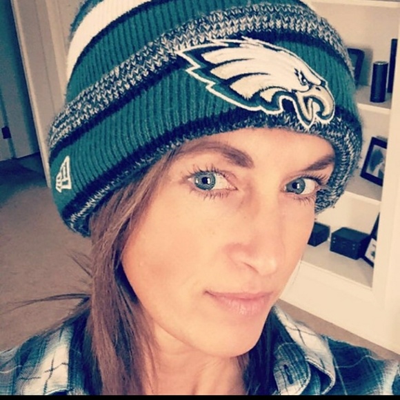 Profile Picture of Tonya Forror (@forror24) on Poshmark