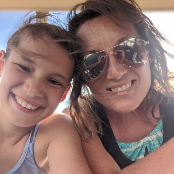 Profile Picture of Corissa Seefeldt (@corissaolson) on Poshmark