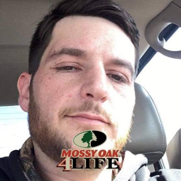 Profile Picture of Brandon Thornton (@layabouta100) on Poshmark