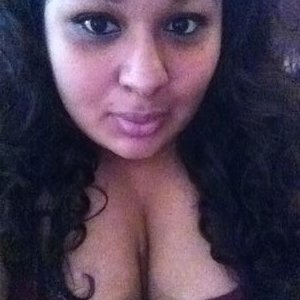 Lisa Albarran - Twitter Profile Picture of Lisa Albarran (@Lisabaybee90) on Twitter