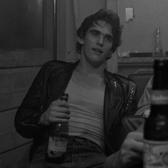 Profile Picture of Leighton Tossey (@leightontossey) on Poshmark