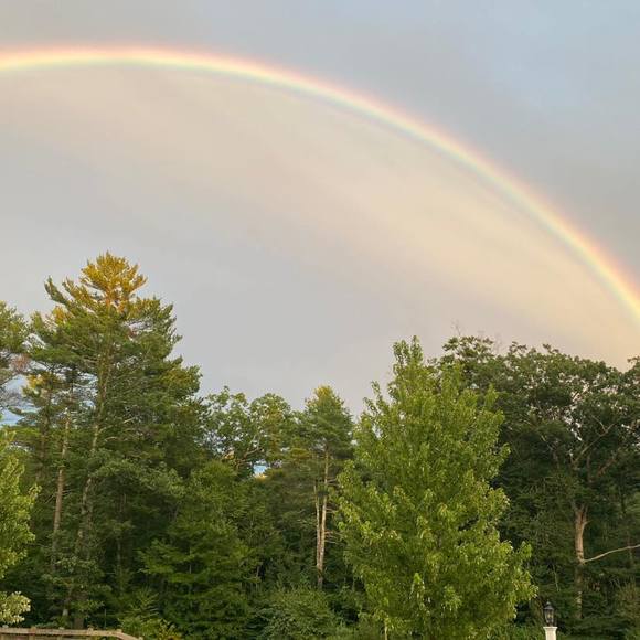 Profile Picture of Christine Martiny (@cmalin123) on Poshmark