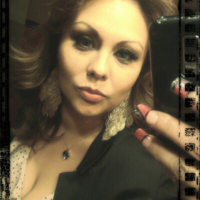 Profile Picture of Jeanette Cordova (@garciajean) on Twitter