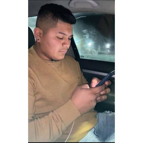 Profile Picture of Juan carlos Junco (@juancarlosjunco) on Poshmark