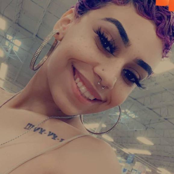 Profile Picture of Leysis Leysis (@poochiegarcia28) on Poshmark
