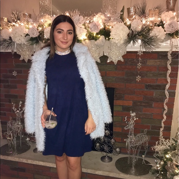 Profile Picture of Marcella Bergamo (@mbergamo1108) on Poshmark