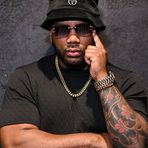 Profile Picture of Lorenzo Dumas (@lorenzo.dumas.77) on Facebook