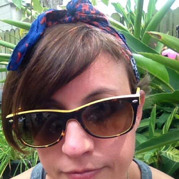 Profile Picture of Alicia Merner (@themerns) on Poshmark