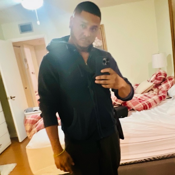 Profile Picture of Javier Laborde (@javierlaborde) on Poshmark