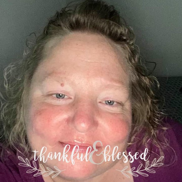Profile Picture of Jen Roehling (@jennyp81875) on Poshmark