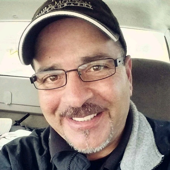 Profile Picture of Paul Mouton (@pbmbandit) on Poshmark