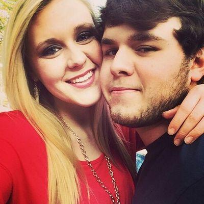 Profile Picture of John (@Foskey1528) on Twitter