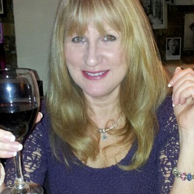Profile Picture of Tracey Mortimer (@traceymort19) on Twitter