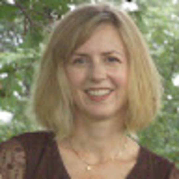 Profile Picture of Heather Copps (@heathercopps) on Poshmark