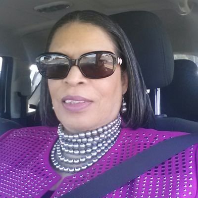 Profile Picture of Donna Beasley (@SugaMomma_of_4) on Twitter