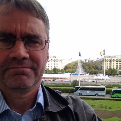 Profile Picture of Peter Brandt DipSW  💙 💜 (@ACOBrandt) on Twitter