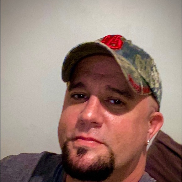 Profile Picture of Jaime Albright (@gsdaddy) on Poshmark