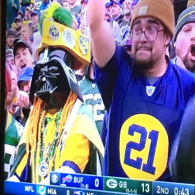 Profile Picture of Larry Curry (@LarryCurry28) on Twitter