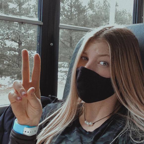 Profile Picture of Maddie Eichinger (@maddieeichinger) on Poshmark