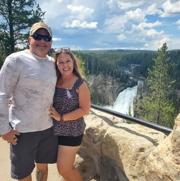 Profile Picture of Kim Andersen (@kimandersen165) on Poshmark