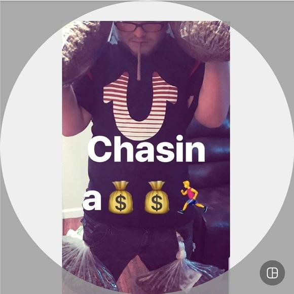 Profile Picture of Shawn Steele (@a1kid916) on Poshmark