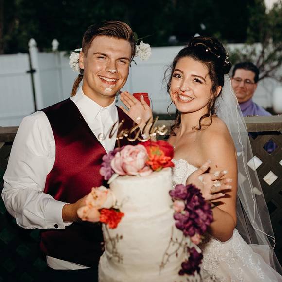 Profile Picture of Hannah Hazel (@h_hazel) on Poshmark