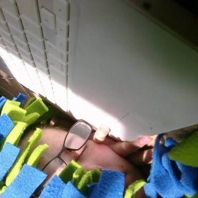 Robin - Twitter Profile Picture of Robin (@robindesantis) on Twitter