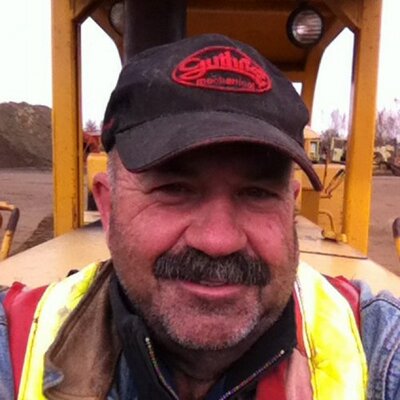 Profile Picture of Peter Robitaille (@PeterThebadguy) on Twitter