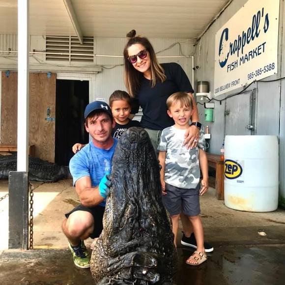 Profile Picture of Heather Crappell (@hcrappell) on Poshmark