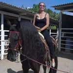 Profile Picture of Julia Leyva (@julia.leyva.944) on Instagram