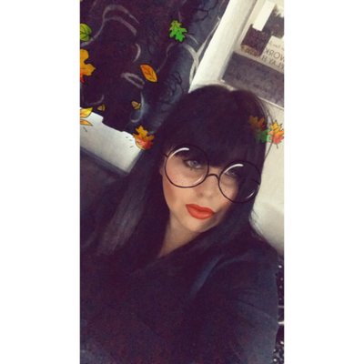 Profile Picture of Ashlea (@AshleaPhipp) on Twitter