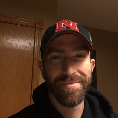 Profile Picture of Jeff Essink (@jebigred) on Twitter
