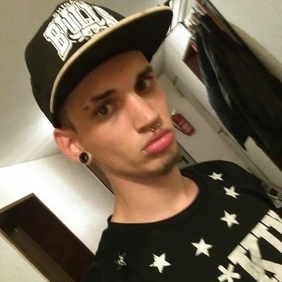 Profile Picture of David Jäger (@DaveHunter95) on Twitter