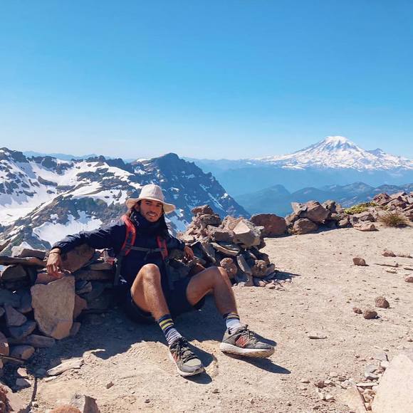 Profile Picture of Matthew Peralta (@wettam234) on Poshmark