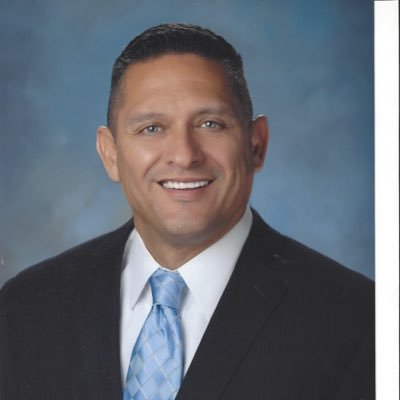 Profile Picture of Leonard Hernandez (@aztecgod12) on Twitter