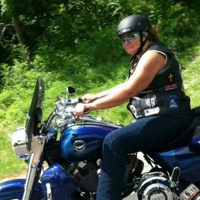 Profile Picture of Kimberly Dotson (@harleyville7337) on Twitter